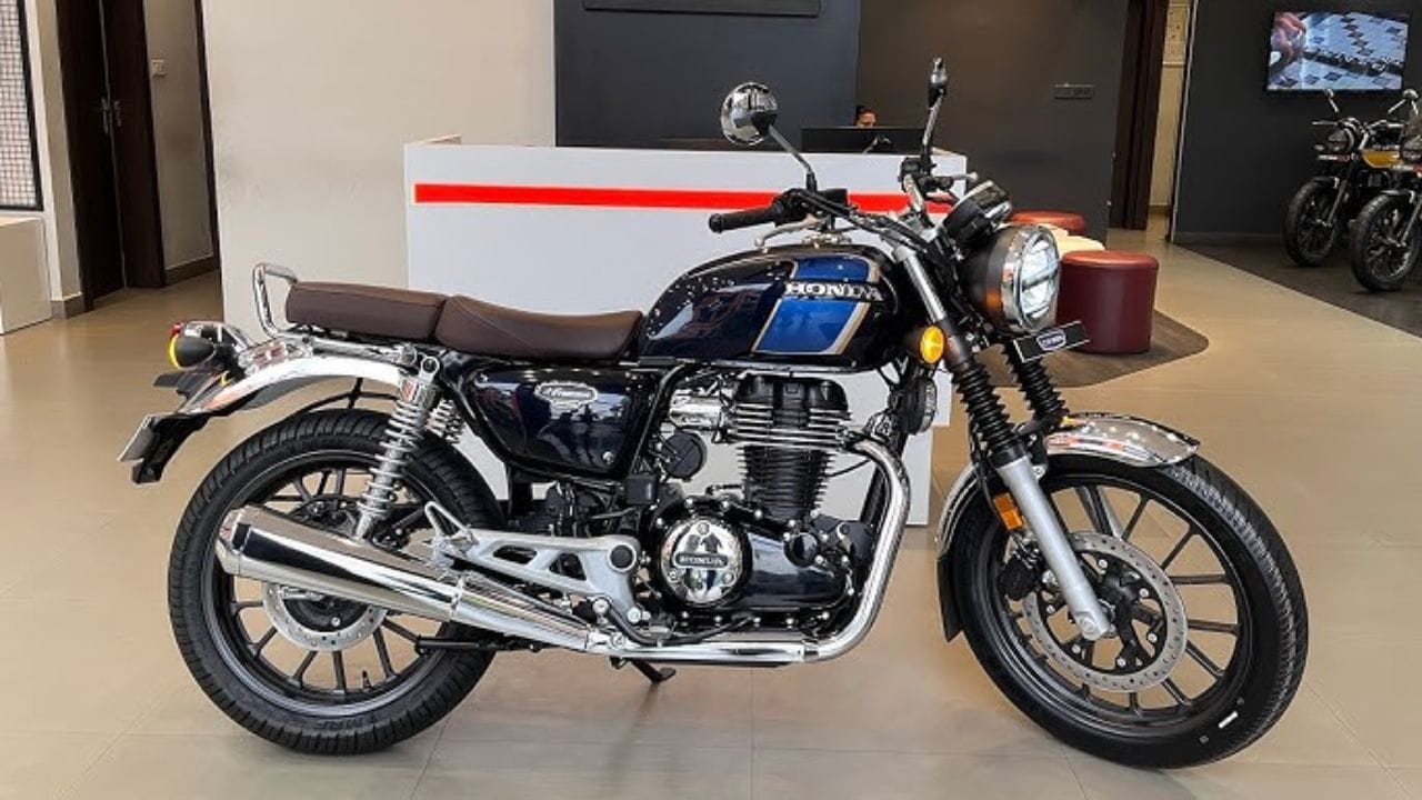 Honda CB 350 एक शानदार क्लासिक लुक वाली बाइक है, जो पावरफुल इंजन और एडवांस फीचर्स के साथ आती है। जानिए इसकी कीमत, फीचर्स और राइडिंग एक्सपीरियंस के बारे में पूरी जानकारी।