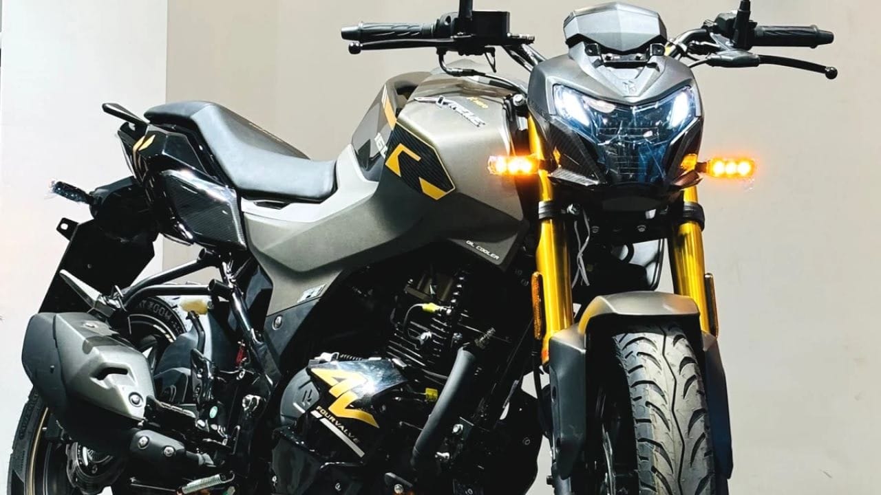 Hero Xtreme 125R बाइक में मिलता है शानदार लुक, दमदार इंजन और 55 km/l तक का माइलेज। जानिए इसकी पूरी जानकारी, फीचर्स और कीमत।