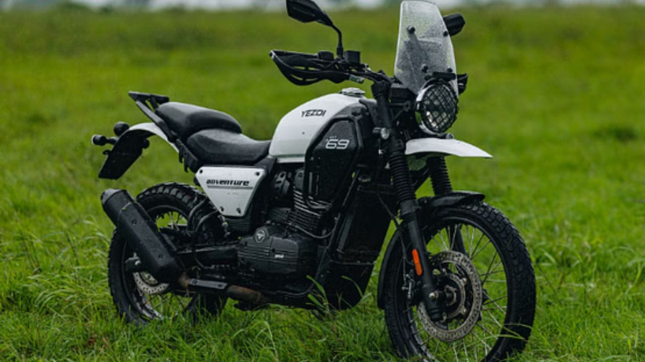 2025 Yezdi Adventure